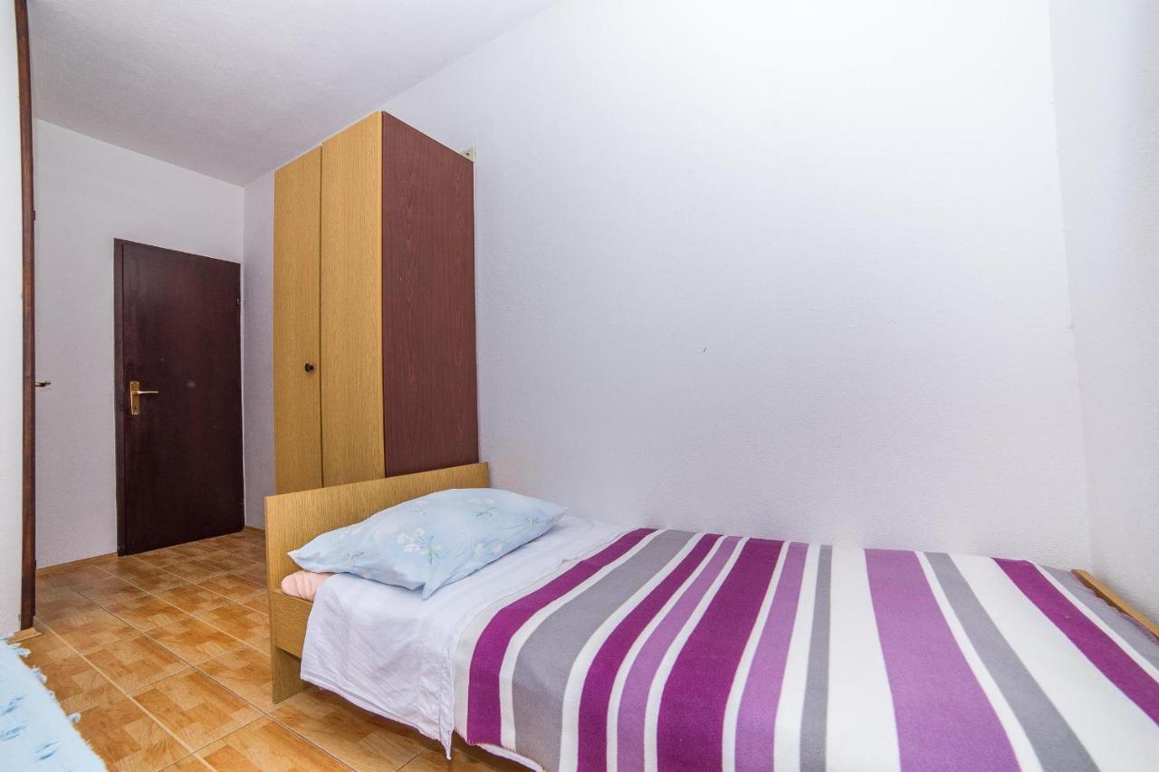 Apartments And Rooms Drpic Сплитска Екстериор снимка